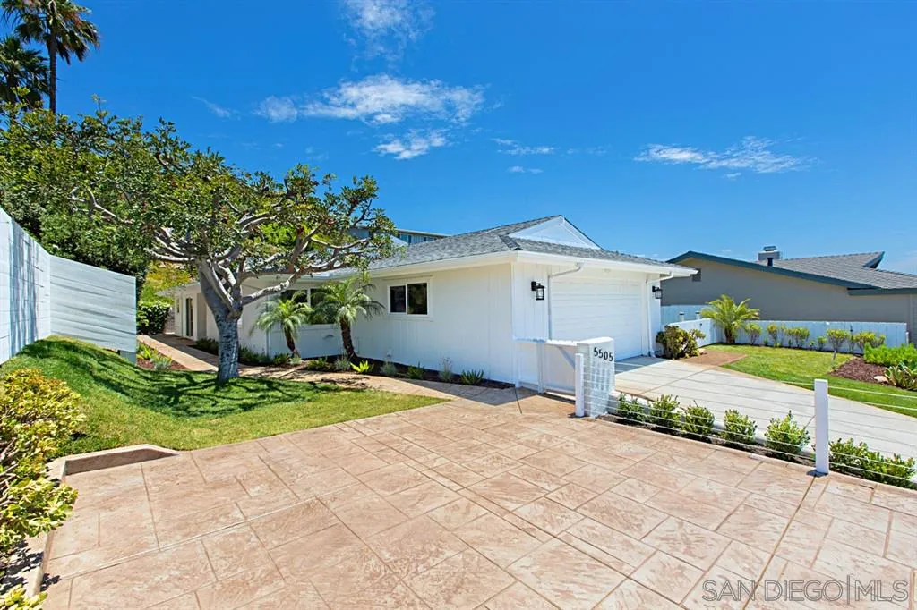 5505 Moonlight Lane La Jolla, CA 92037 - Photo 3 of 25 Gallery Image 3