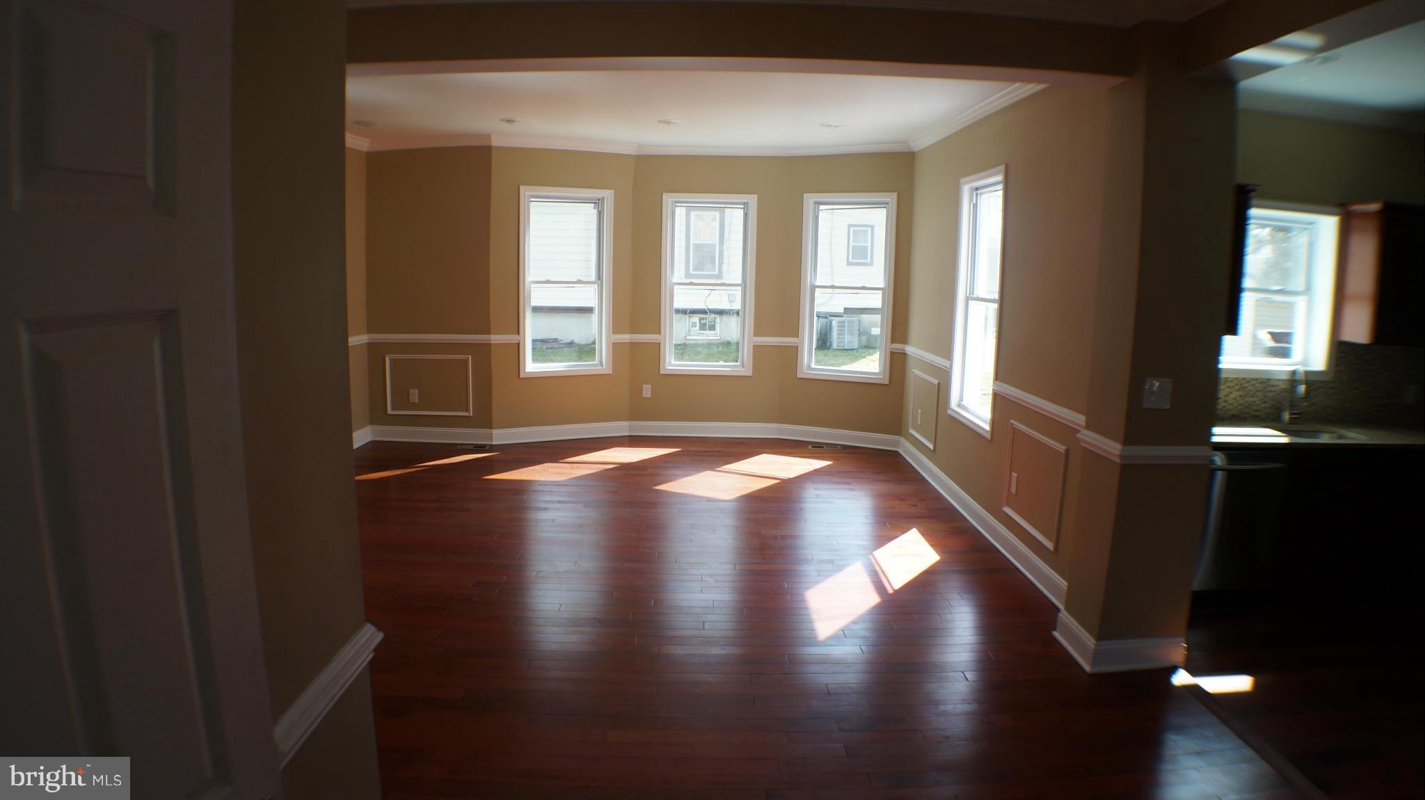 5408 Tramore Road Baltimore, MD 21214 - Photo 6 of 18 Dining Room