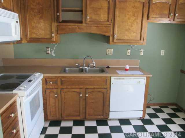 1541 South Point Road, Unit 16 Belmont, NC 28012 - Photo 3 of 7 Gallery Image 3