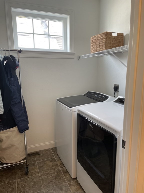 12 Barretts Road, Unit 12 Hudson, MA 01749 - Photo 12 of 21 Gallery Image 12