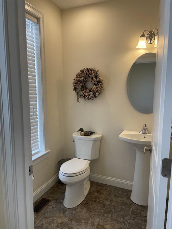12 Barretts Road, Unit 12 Hudson, MA 01749 - Photo 17 of 21 Gallery Image 17