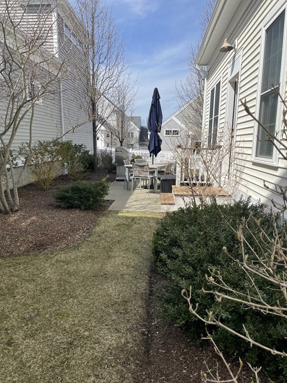 12 Barretts Road, Unit 12 Hudson, MA 01749 - Photo 3 of 21 Gallery Image 3