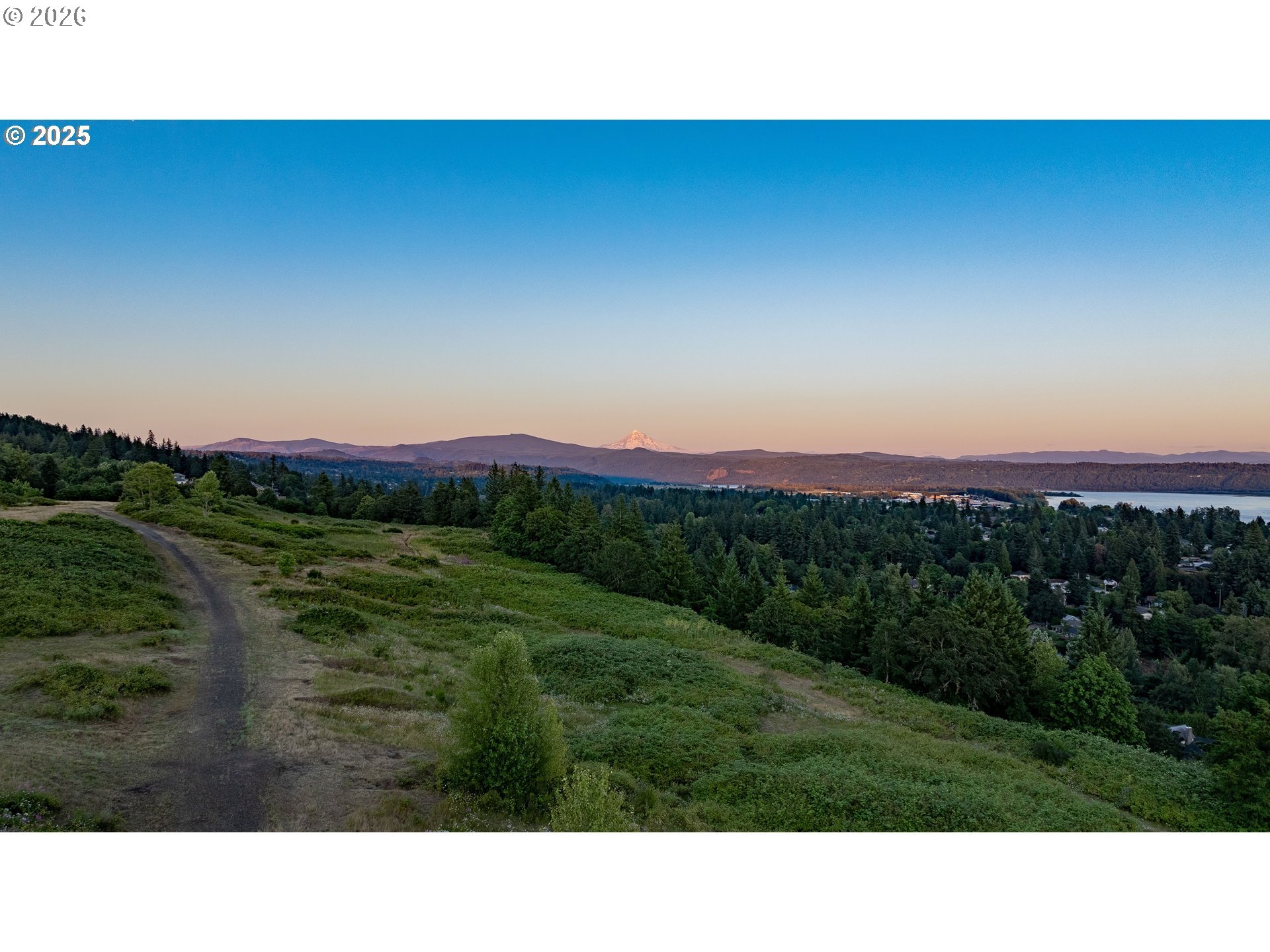 Leburn Road Washougal, WA 98671 - Photo 24 of 29 a open area with mountains in the background