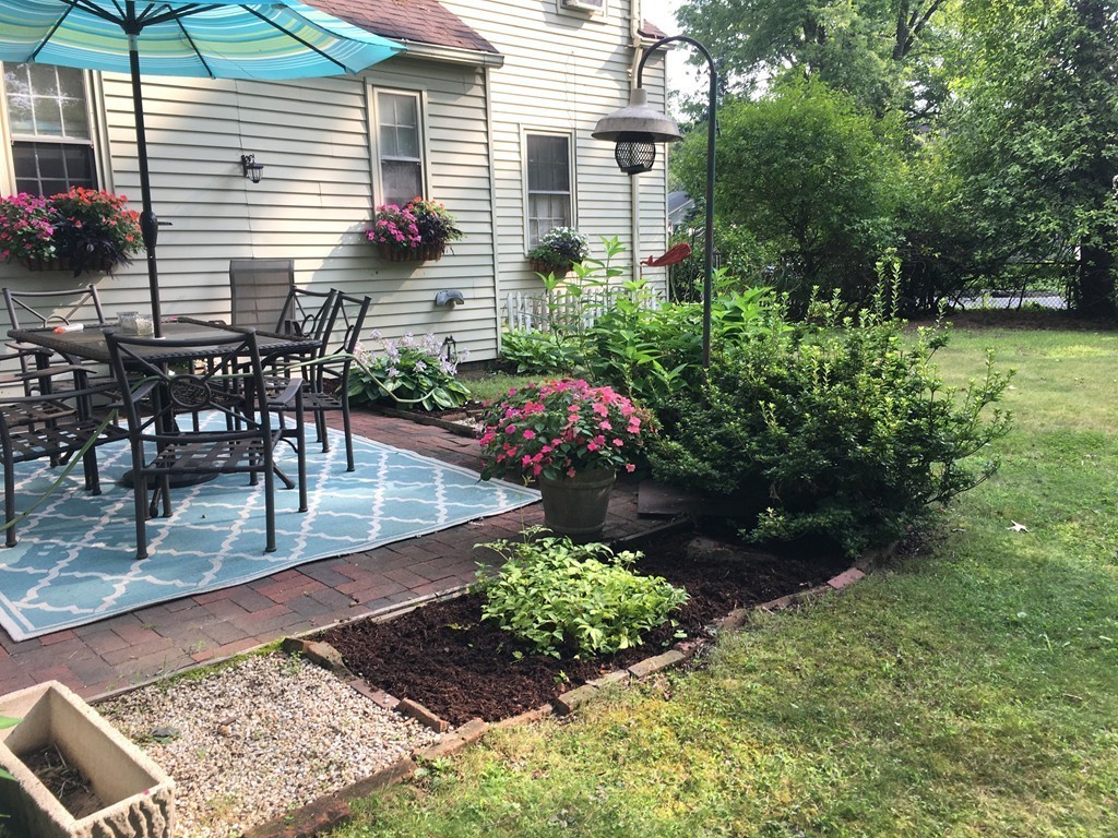 39 Ballard Avenue Springfield, MA 01119 - Photo 22 of 27