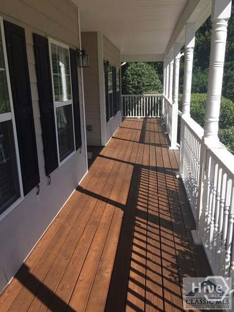 149 Walnut Ridge Drive Hoschton, GA 30548 - Photo 2 of 44 Gallery Image 2