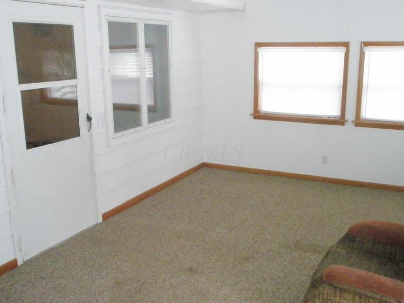 2655 Valley View Road Northeast Lancaster, OH 43130 - Photo 16 of 24 Gallery Image 16