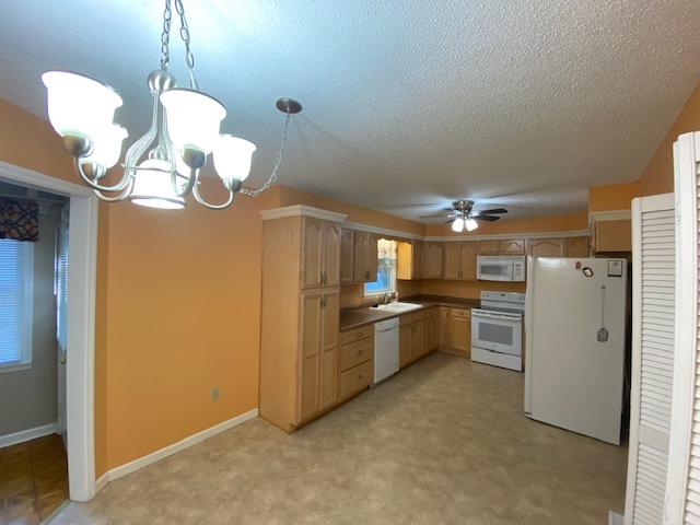 143 Norcross Road Fairfield Glade, TN 38558 - Photo 15 of 40 kitchen