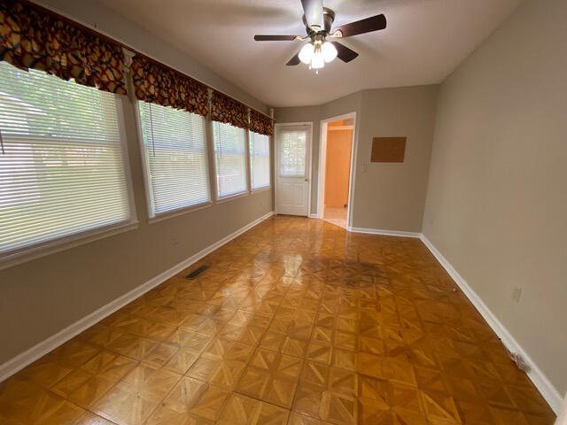 143 Norcross Road Fairfield Glade, TN 38558 - Photo 19 of 40 sunroom