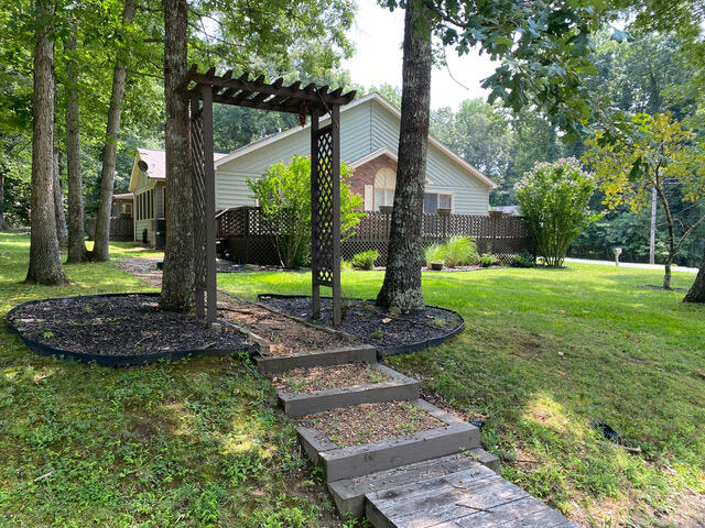 143 Norcross Road Fairfield Glade, TN 38558 - Photo 34 of 40 arbor
