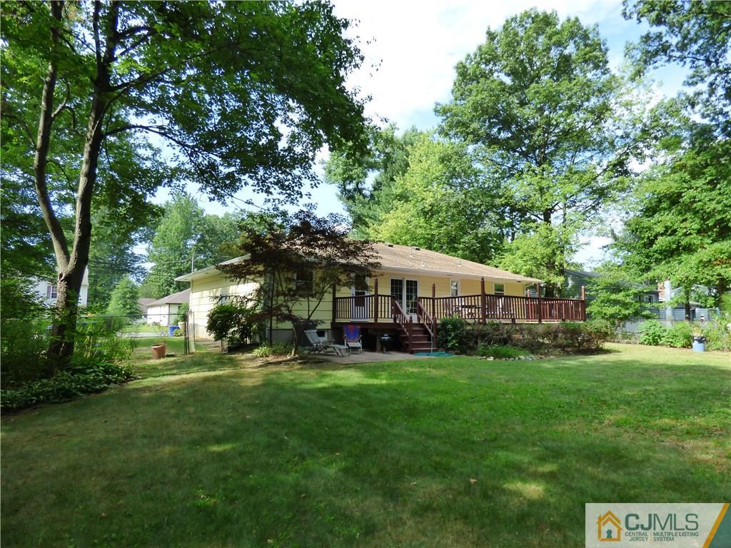 467 Calvert Road North Brunswick, NJ 08902 - Photo 17 of 18 Gallery Image 17