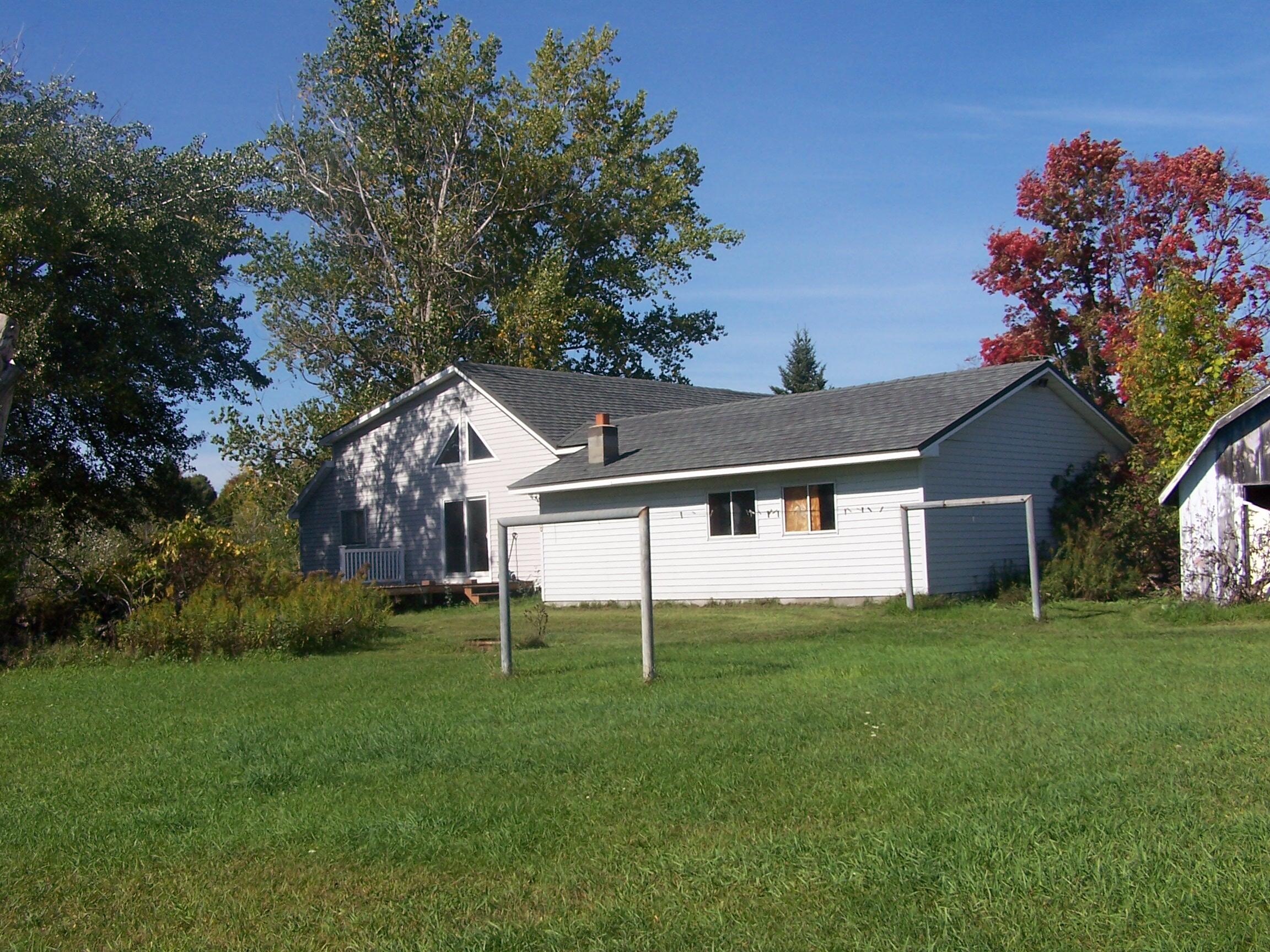 1394 Hackmatack Road Cheboygan, MI 49721 - Photo 7 of 36 Gallery Image 7