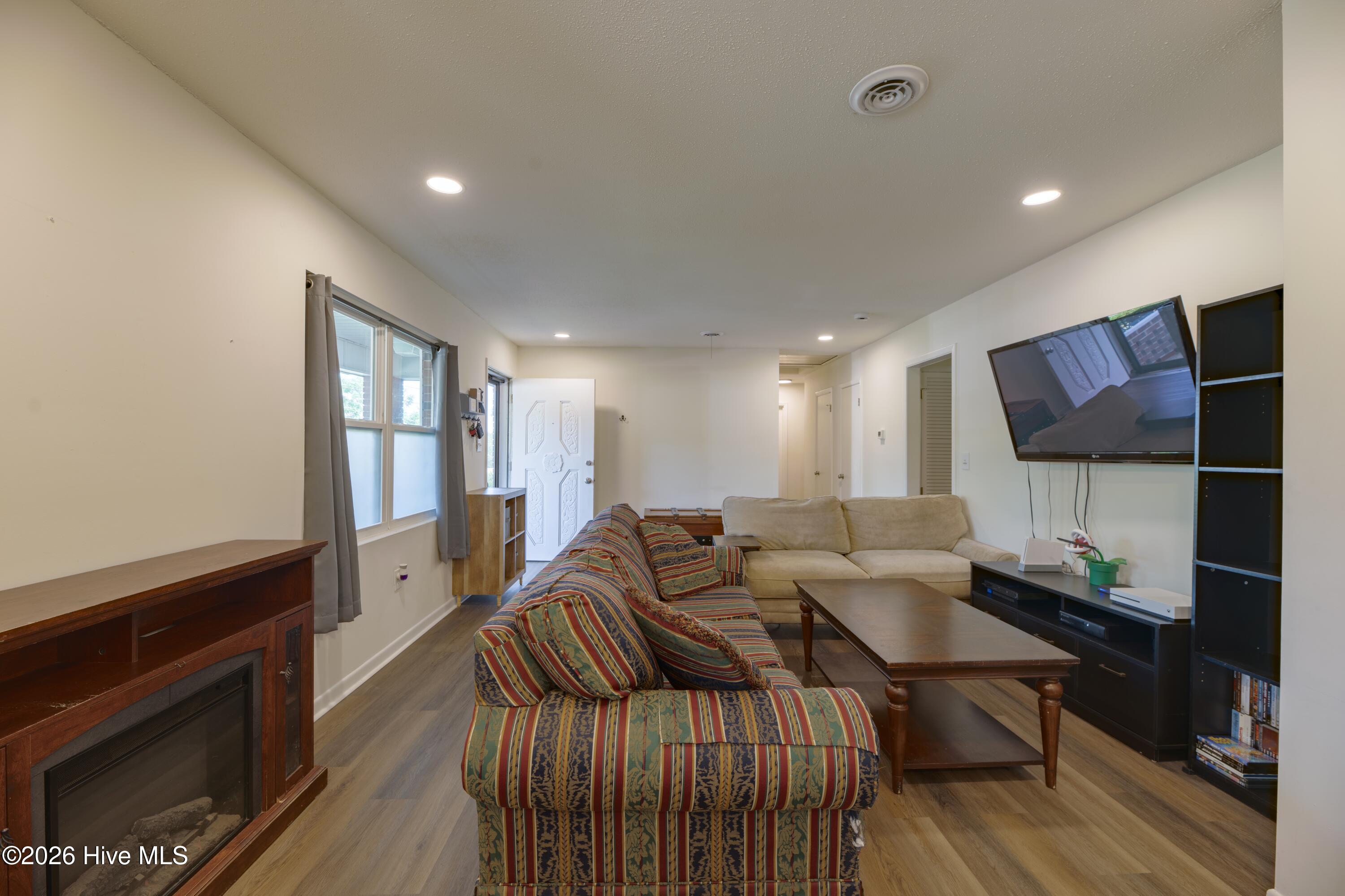 2439 Barton Chapel Road Augusta, GA 30906 - Photo 12 of 35 2439 BartonChapel Living 1