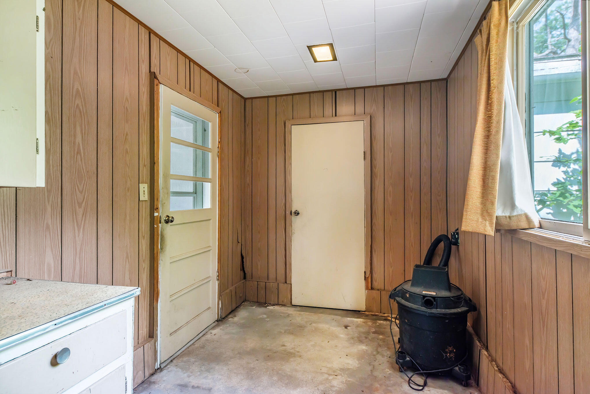339 South Mill Iron Road Muskegon, MI 49442 - Photo 10 of 15 339SMillIronRd-14