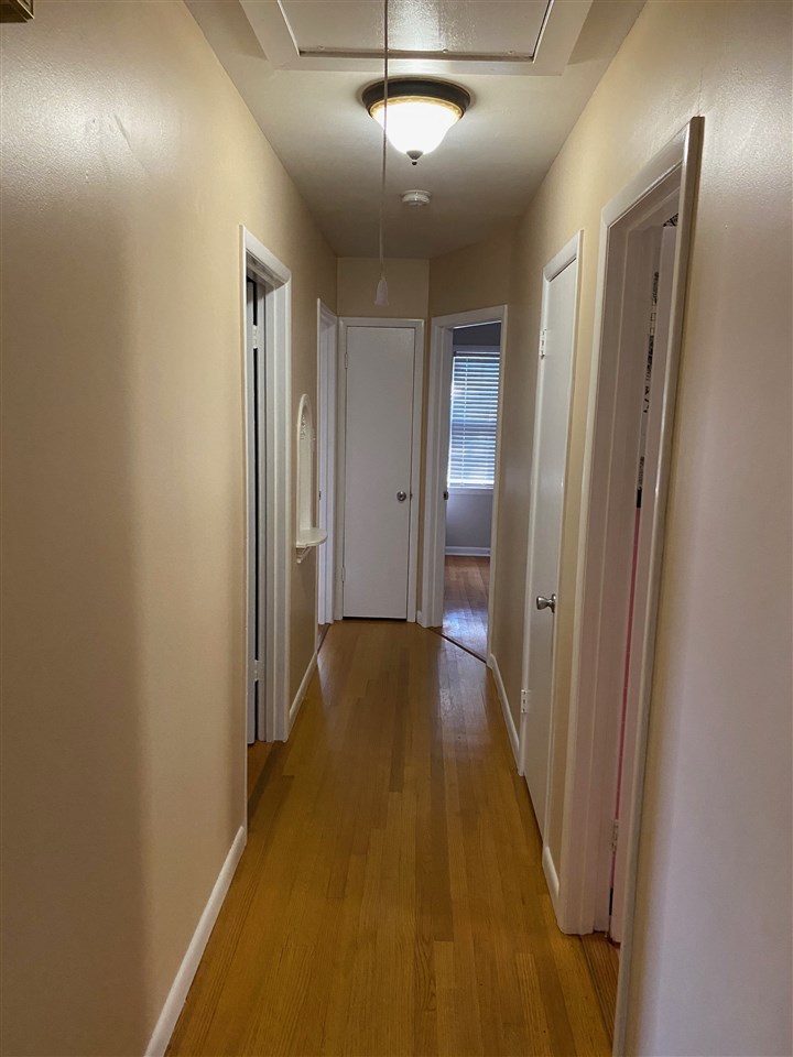 1517 Delmont Road Memphis, TN 38117 - Photo 16 of 24 Gallery Image 16