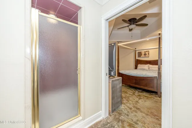 $3,500 | 2490 South Shore Drive, Biloxi, MS 39532