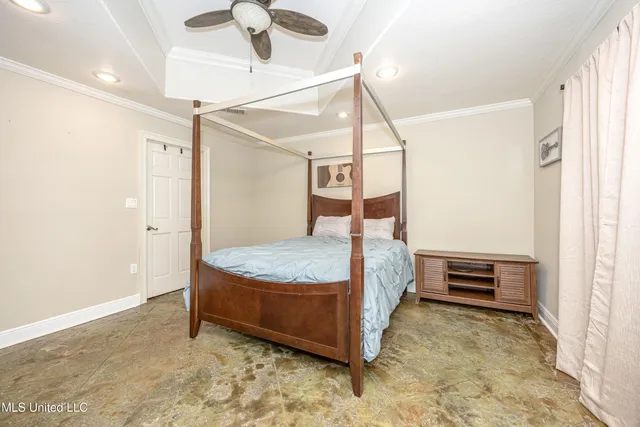 $3,500 | 2490 South Shore Drive, Biloxi, MS 39532