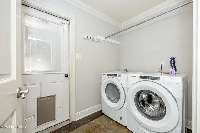 $3,500 | 2490 South Shore Drive, Biloxi, MS 39532