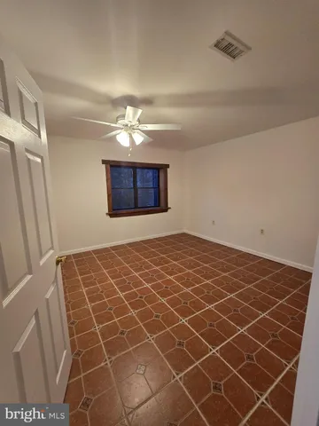 $1,650 | 12048 Winding Creek Court, Clifton, VA 20124