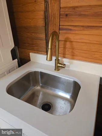 a close view of sink