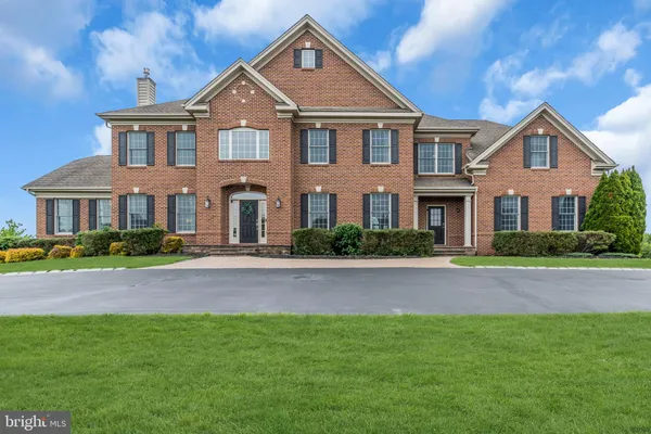 $1,795,000 | 4 Ridgeview Way, Allentown, NJ 08501