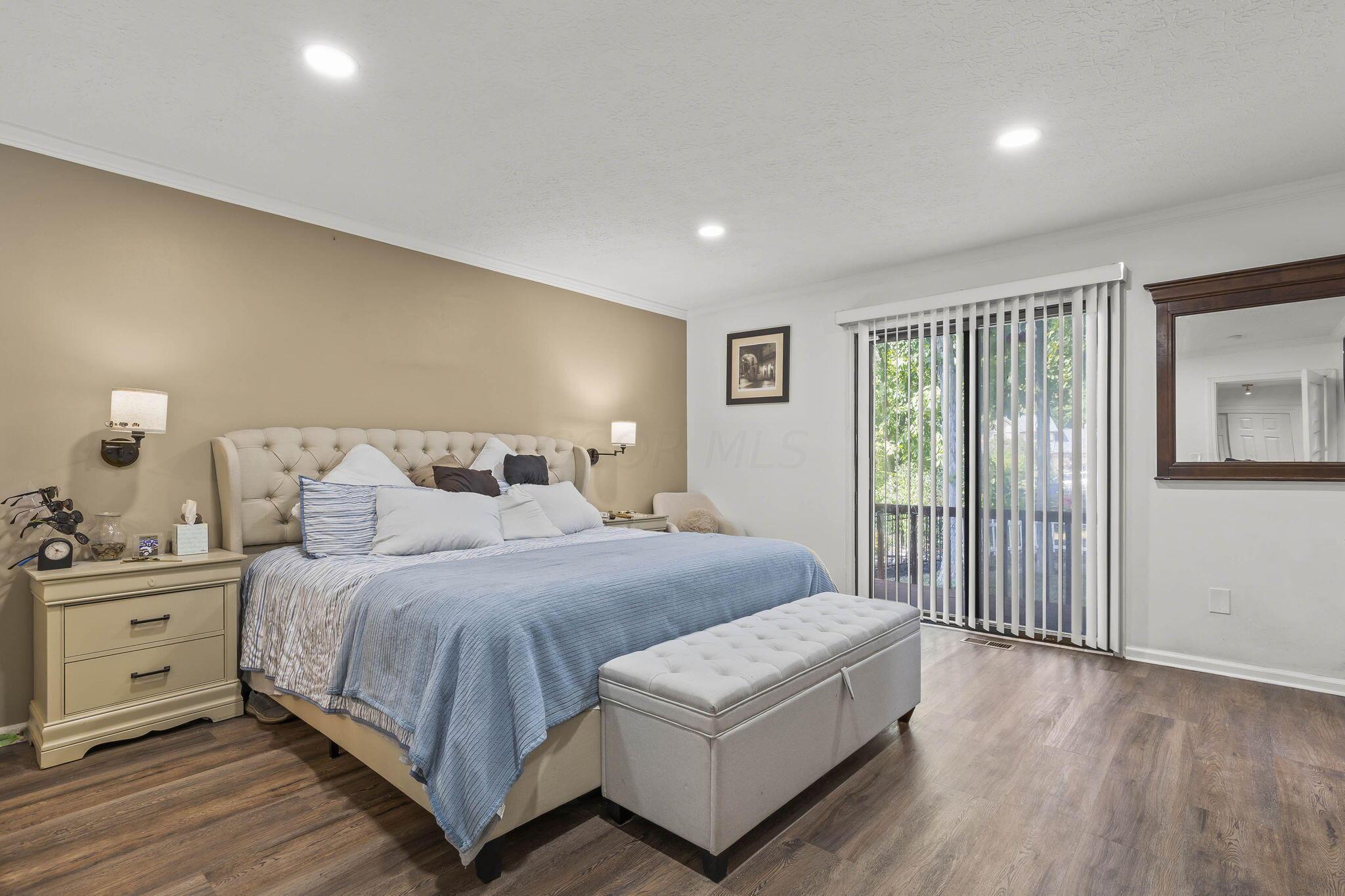 712 Cherrington Road Westerville, OH 43081 - Photo 22 of 45 Owner's Bedroom