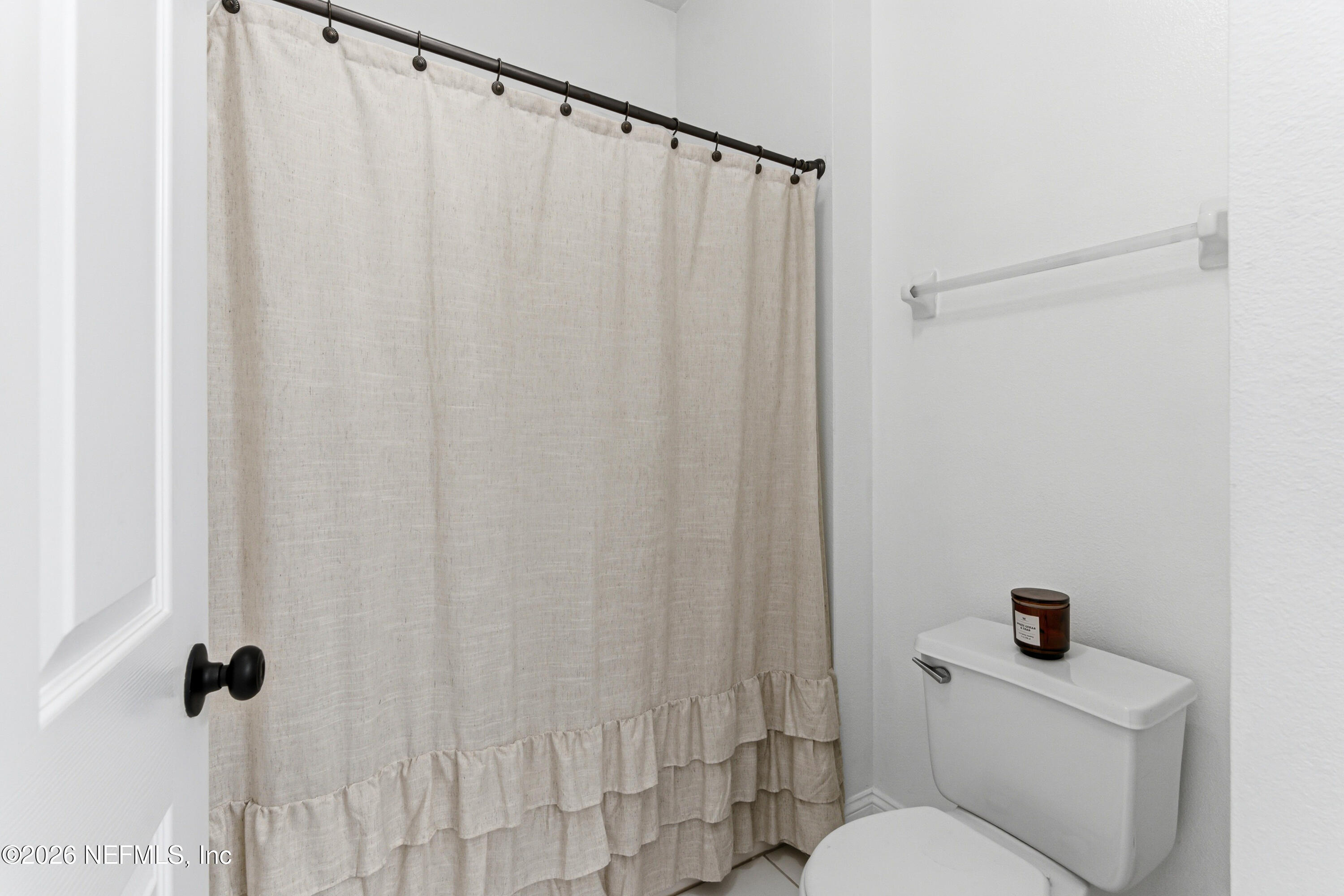 10550 Baymeadows Road, Unit 930 Jacksonville, FL 32256 - Photo 11 of 20 Full Bathroom 2