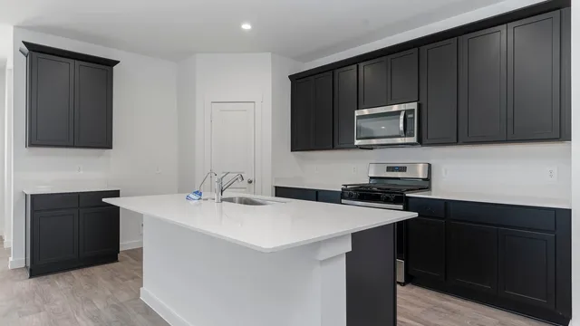 $355,990 | 6304 Orchid Crst Lane, Rosenberg, TX 77469