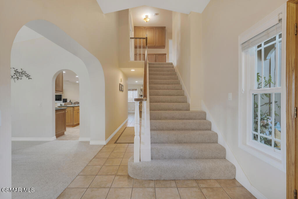 1894 Rambling Road Simi Valley, CA 93065 - Photo 17 of 63