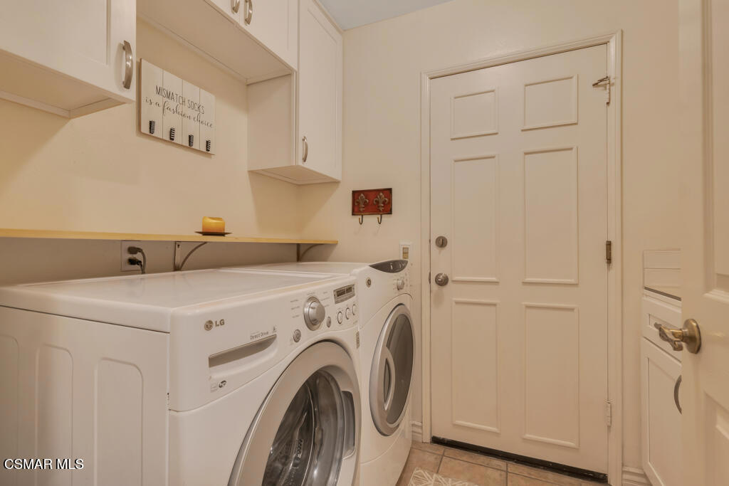 1894 Rambling Road Simi Valley, CA 93065 - Photo 29 of 63