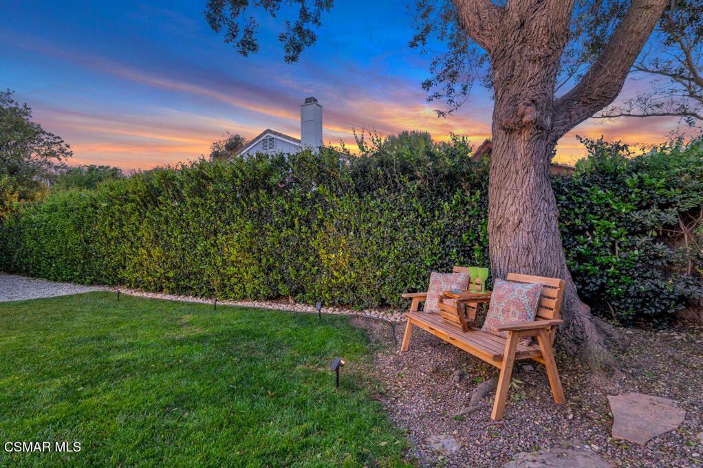 1894 Rambling Road Simi Valley, CA 93065 - Photo 35 of 63