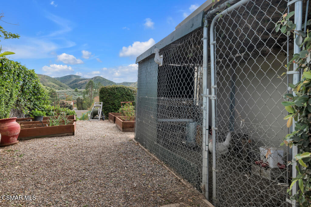 1894 Rambling Road Simi Valley, CA 93065 - Photo 51 of 63