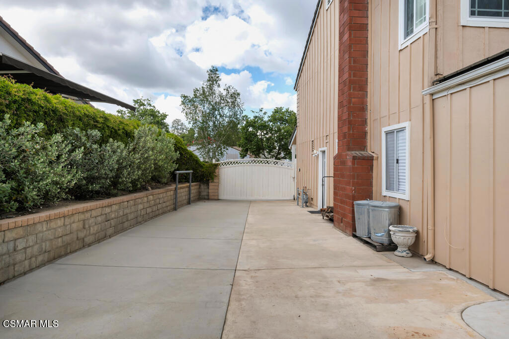 1894 Rambling Road Simi Valley, CA 93065 - Photo 55 of 63