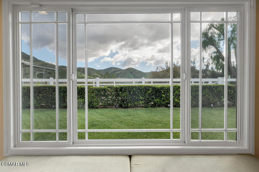 1894 Rambling Road Simi Valley, CA 93065 - Photo 58 of 63