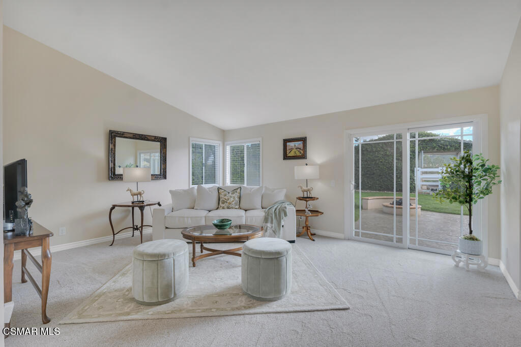 1894 Rambling Road Simi Valley, CA 93065 - Photo 6 of 63