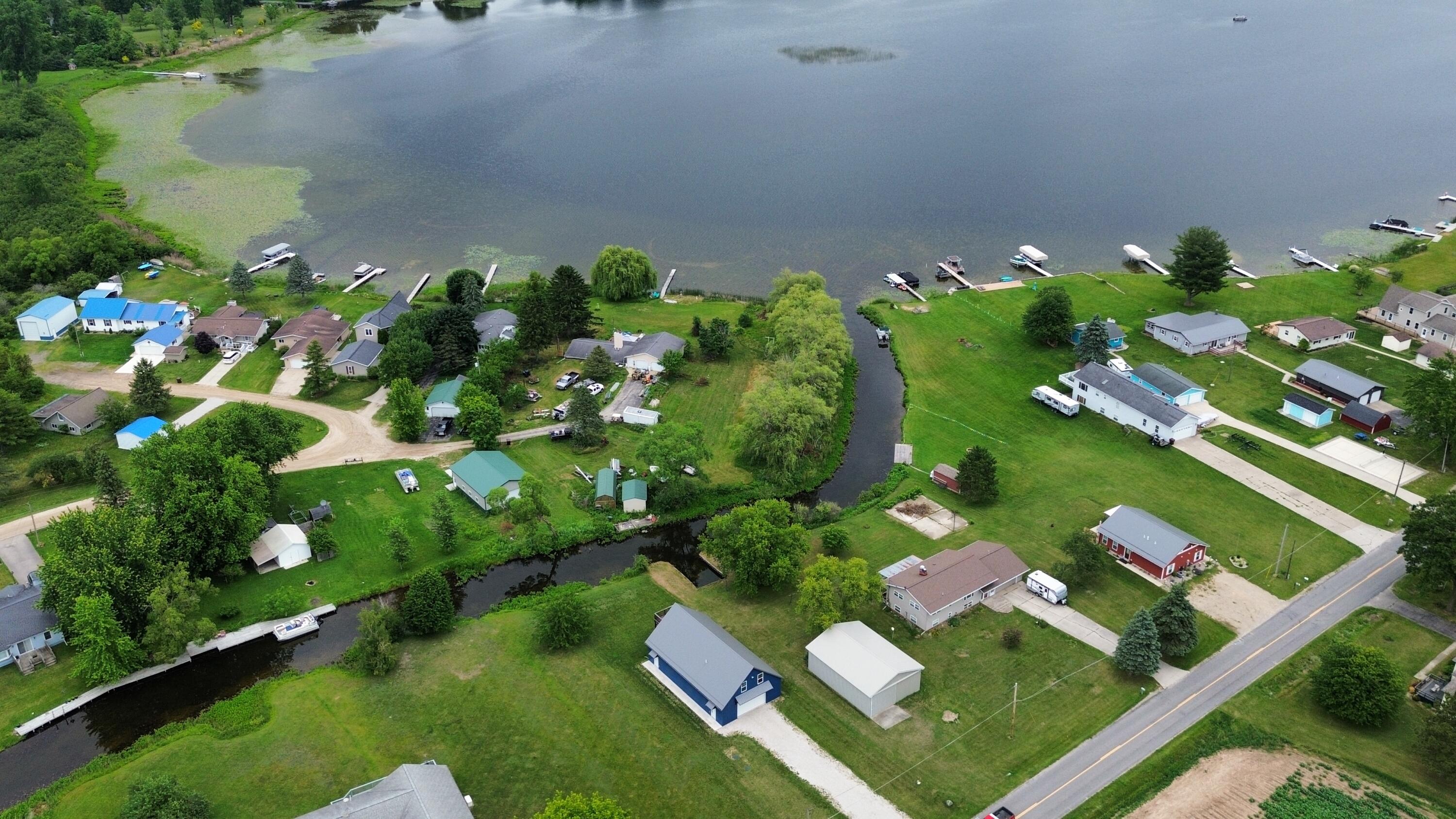 91 Dickerson View Southwest Stanton, MI 48888 - Photo 2 of 31 11557