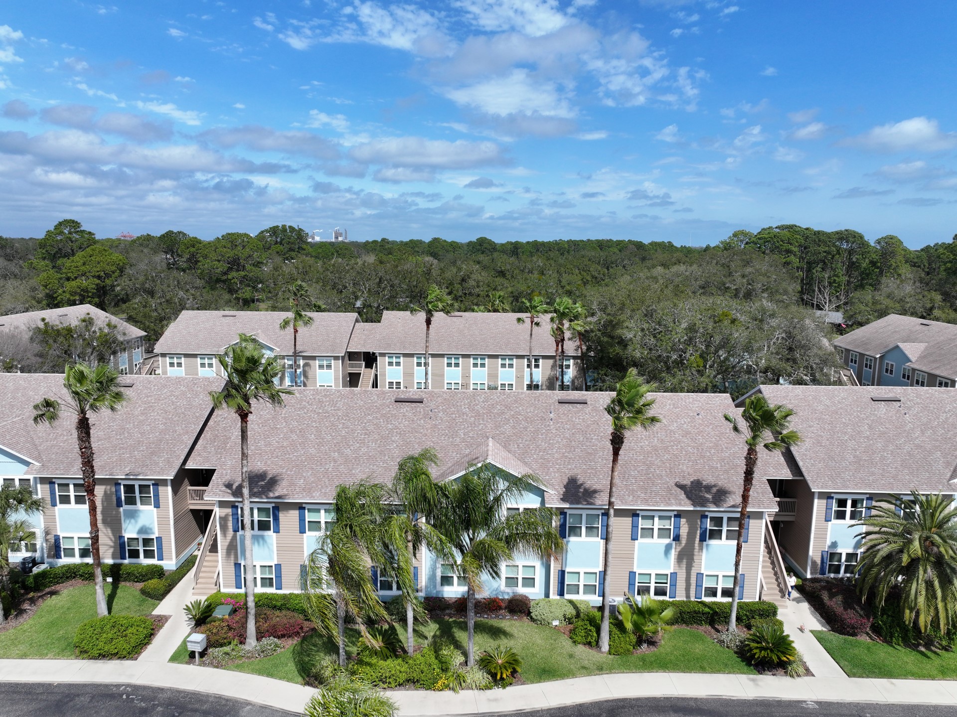 1601 Nectarine Street, Unit B2 Fernandina Beach, FL 32034 - Photo 33 of 46 an aerial view of a house with a garden