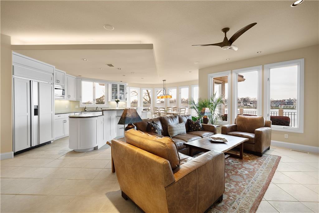 3116 Southwest Pergola View Lee's Summit, MO 64081 - Photo 20 of 99