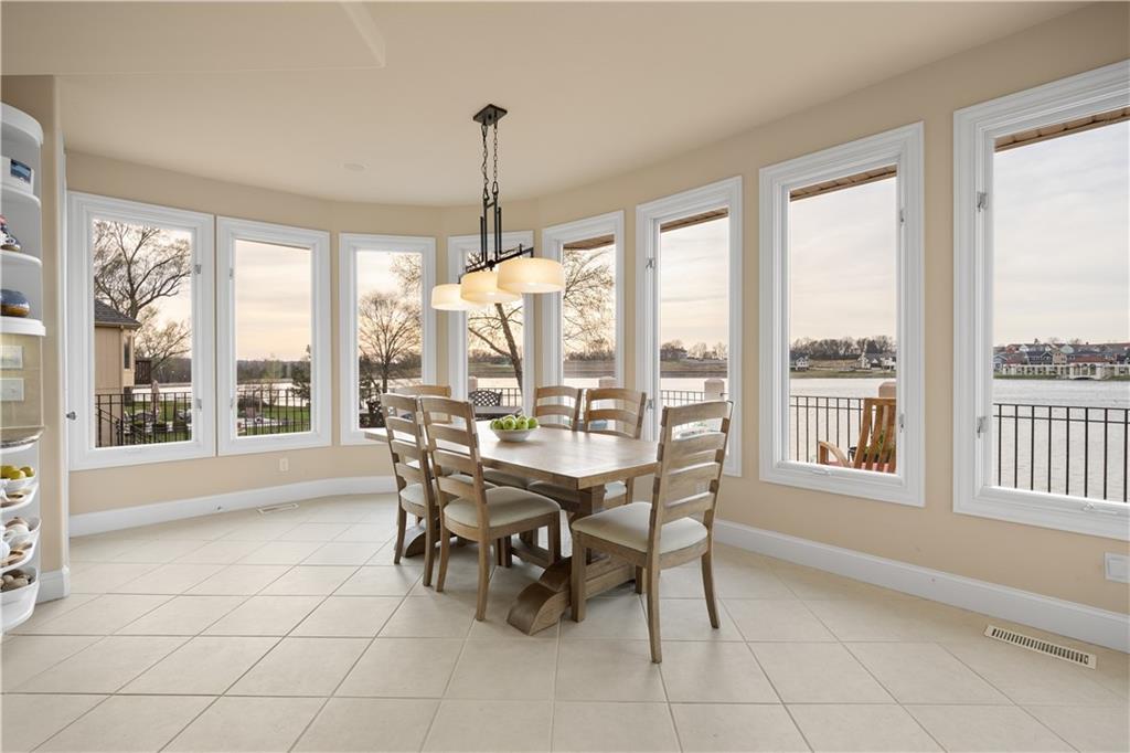 3116 Southwest Pergola View Lee's Summit, MO 64081 - Photo 33 of 99