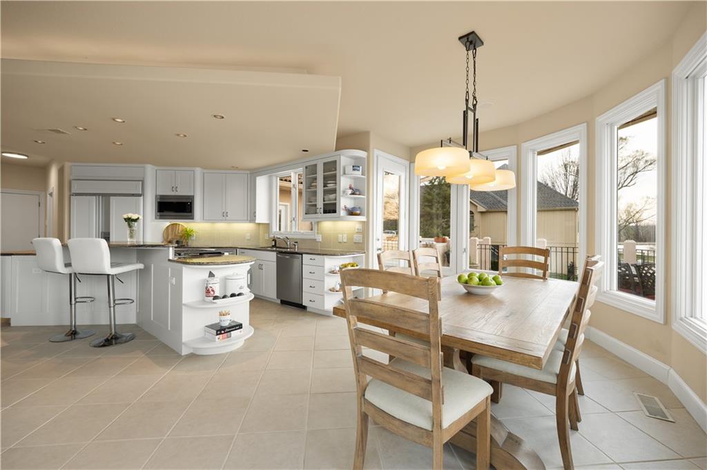 3116 Southwest Pergola View Lee's Summit, MO 64081 - Photo 34 of 99