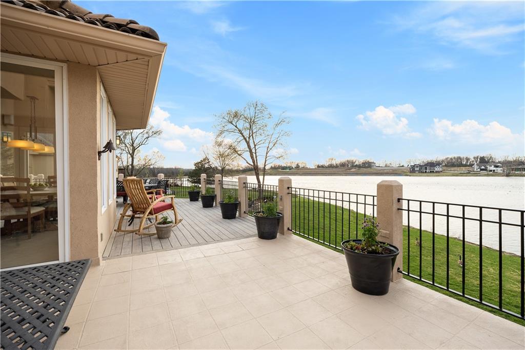 3116 Southwest Pergola View Lee's Summit, MO 64081 - Photo 36 of 99