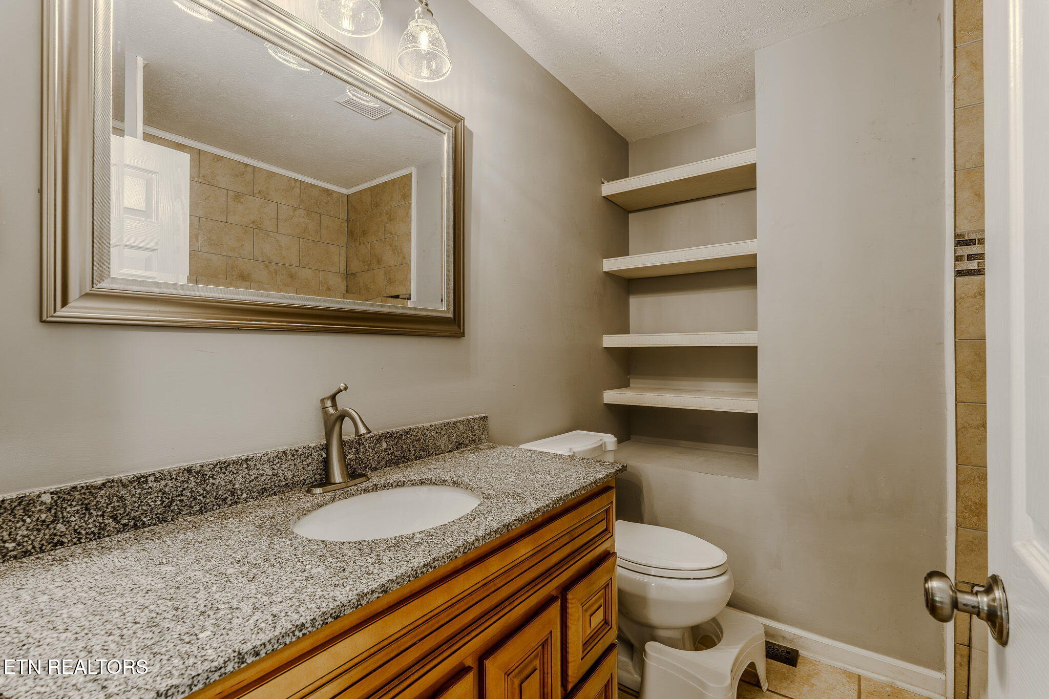 8544 Pedigo Road Powell, TN 37849 - Photo 17 of 35 12-web-or-mls-_DSC8540-HDR