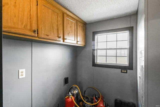 $179,900 | 13661 East Co Road 575 South, Selma, IN 47383