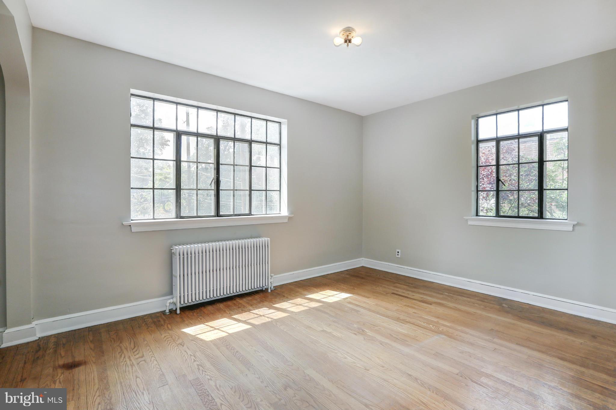2131 Observatory Place Northwest Washington, DC 20007 - Photo 13 of 22 Bedroom (Master)