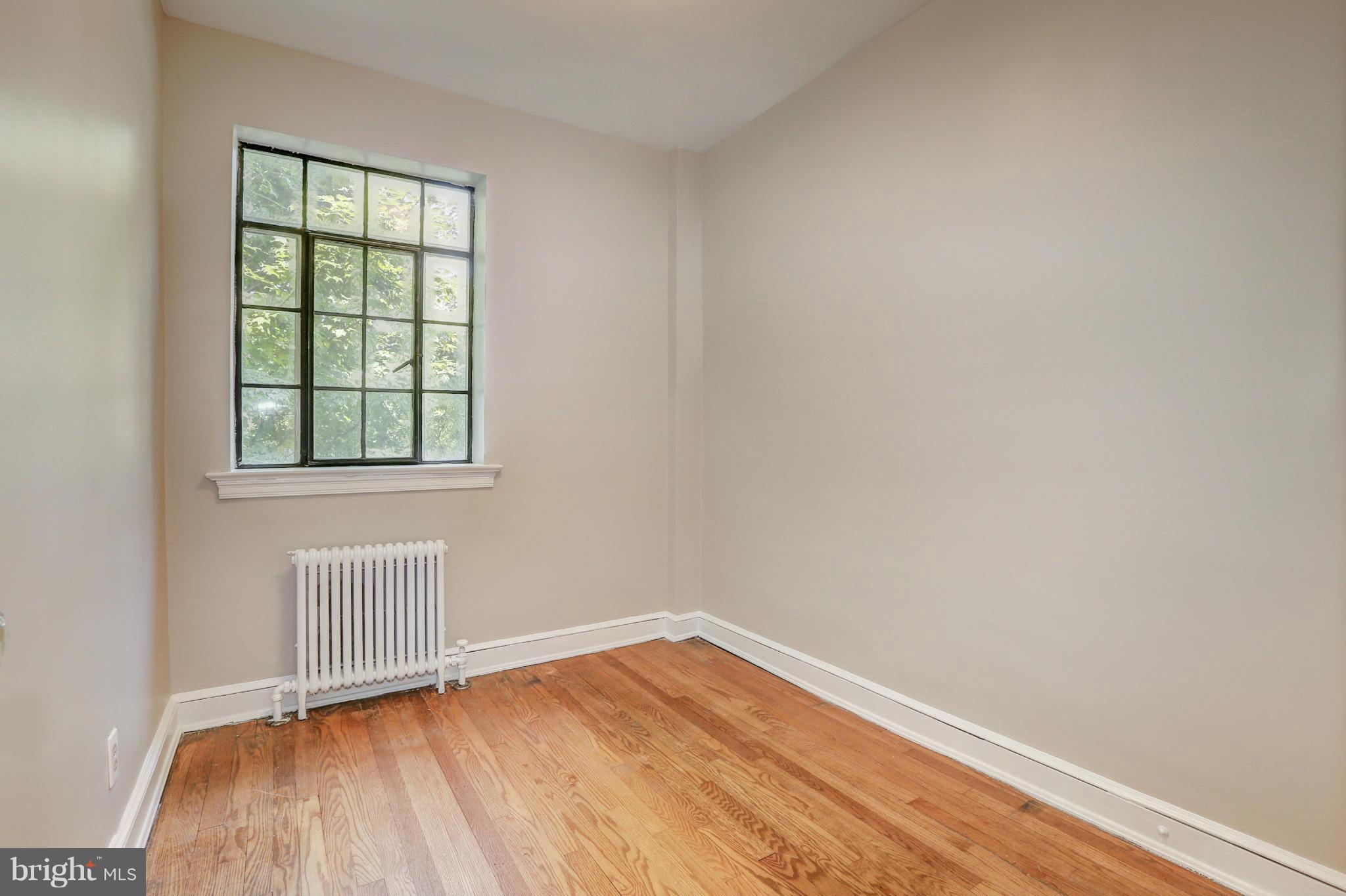 2131 Observatory Place Northwest Washington, DC 20007 - Photo 18 of 22 Bedroom