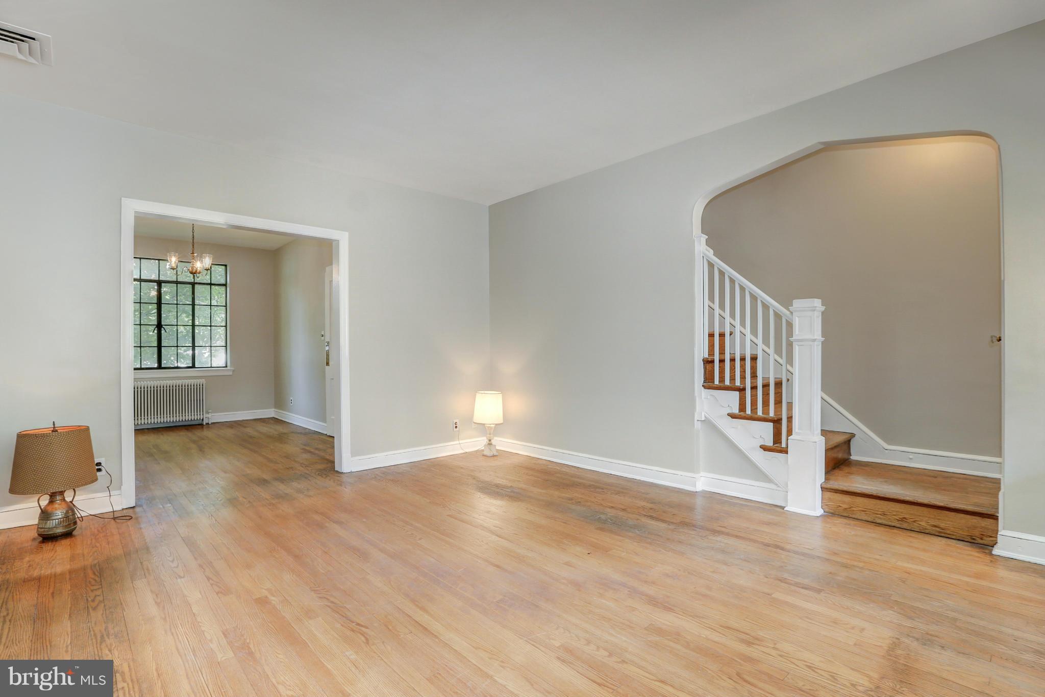 2131 Observatory Place Northwest Washington, DC 20007 - Photo 6 of 22 Living Room
