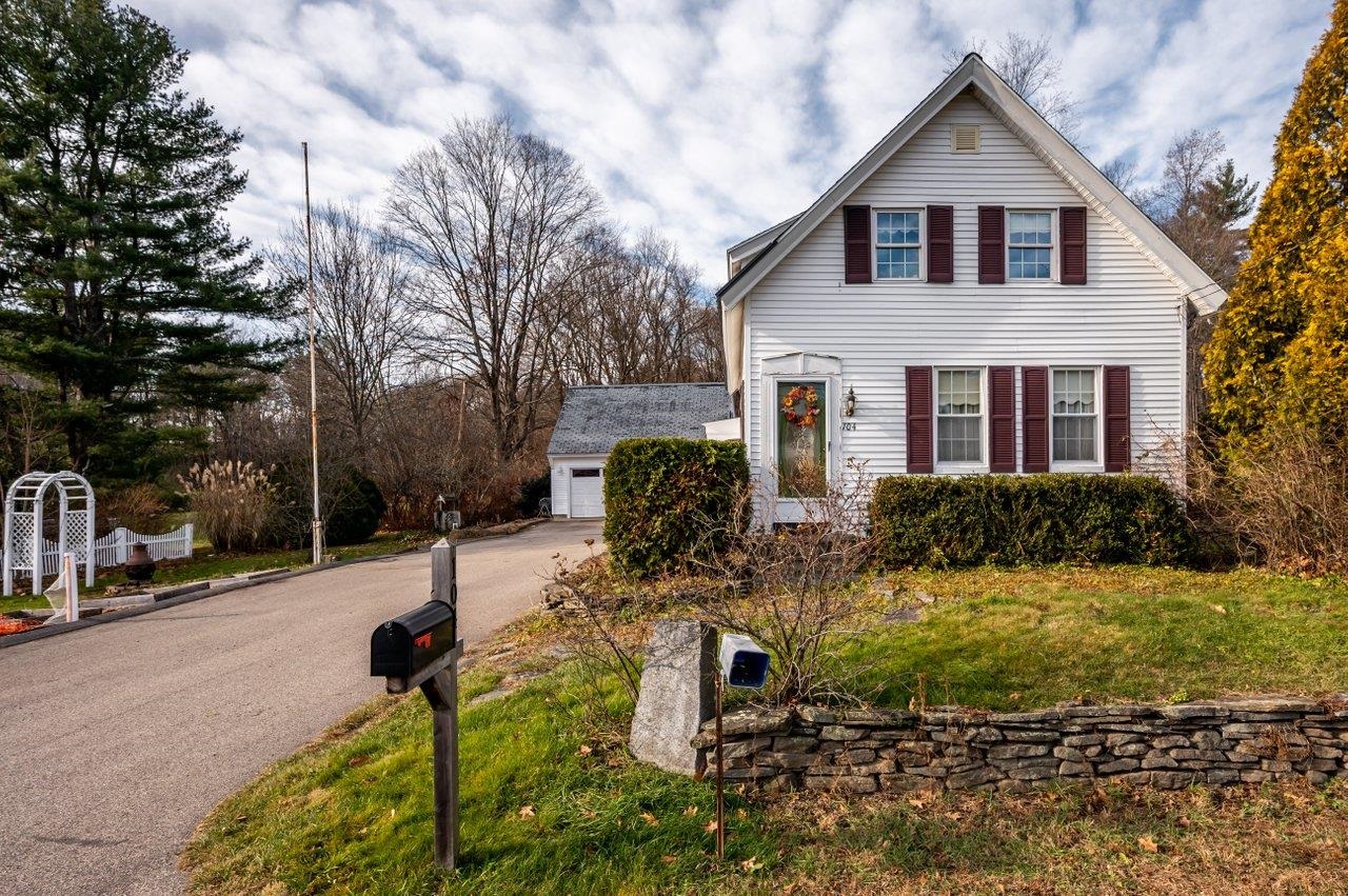 104 Exeter Road Newfields, NH 03856 - Photo 2 of 40