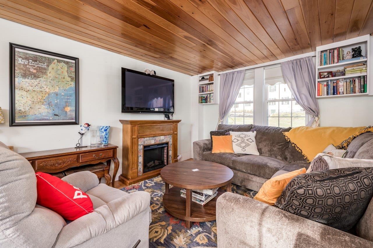 104 Exeter Road Newfields, NH 03856 - Photo 8 of 40