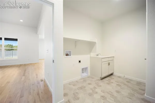 $769,900 | 9652 Texas Jack Drive, Colorado Springs, CO 80908