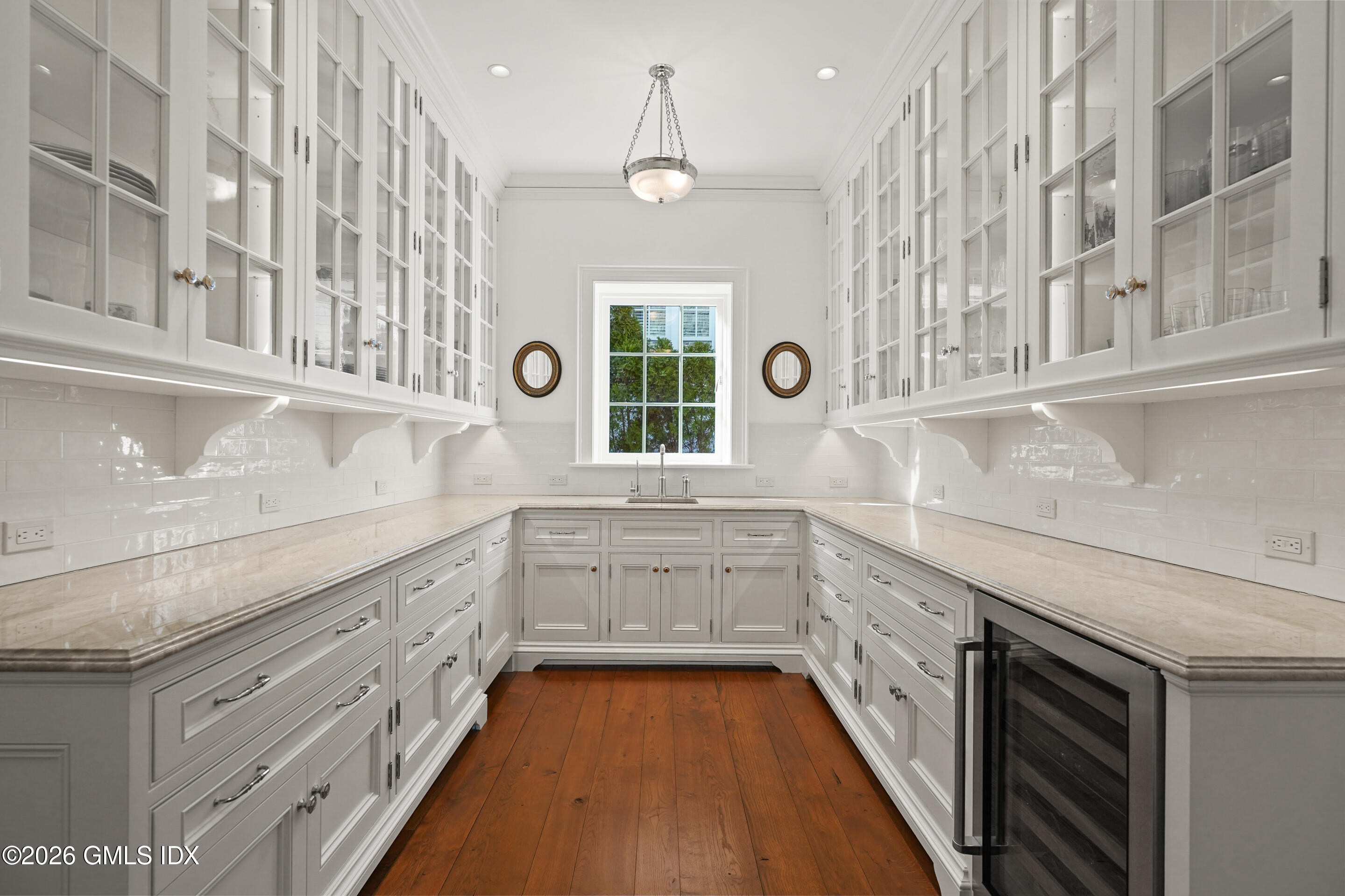 52 Ridge Street Greenwich, CT 06830 - Photo 12 of 49 DSC07439_1