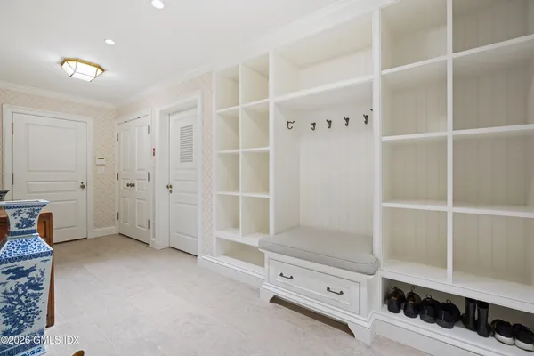 a view of an empty walk in closet